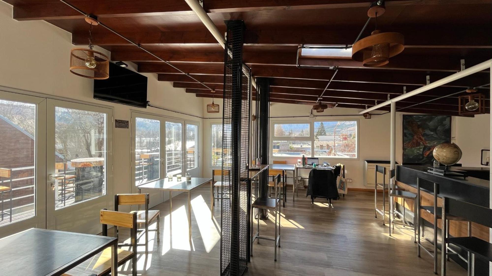 Dormis Aca Hotel Esquel Ngoại thất bức ảnh